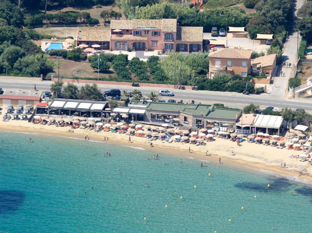 Hotel De La Vierge Noire Σαιντ-Μαξίμ Εξωτερικό φωτογραφία