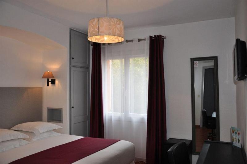 Hotel De La Vierge Noire Σαιντ-Μαξίμ Εξωτερικό φωτογραφία