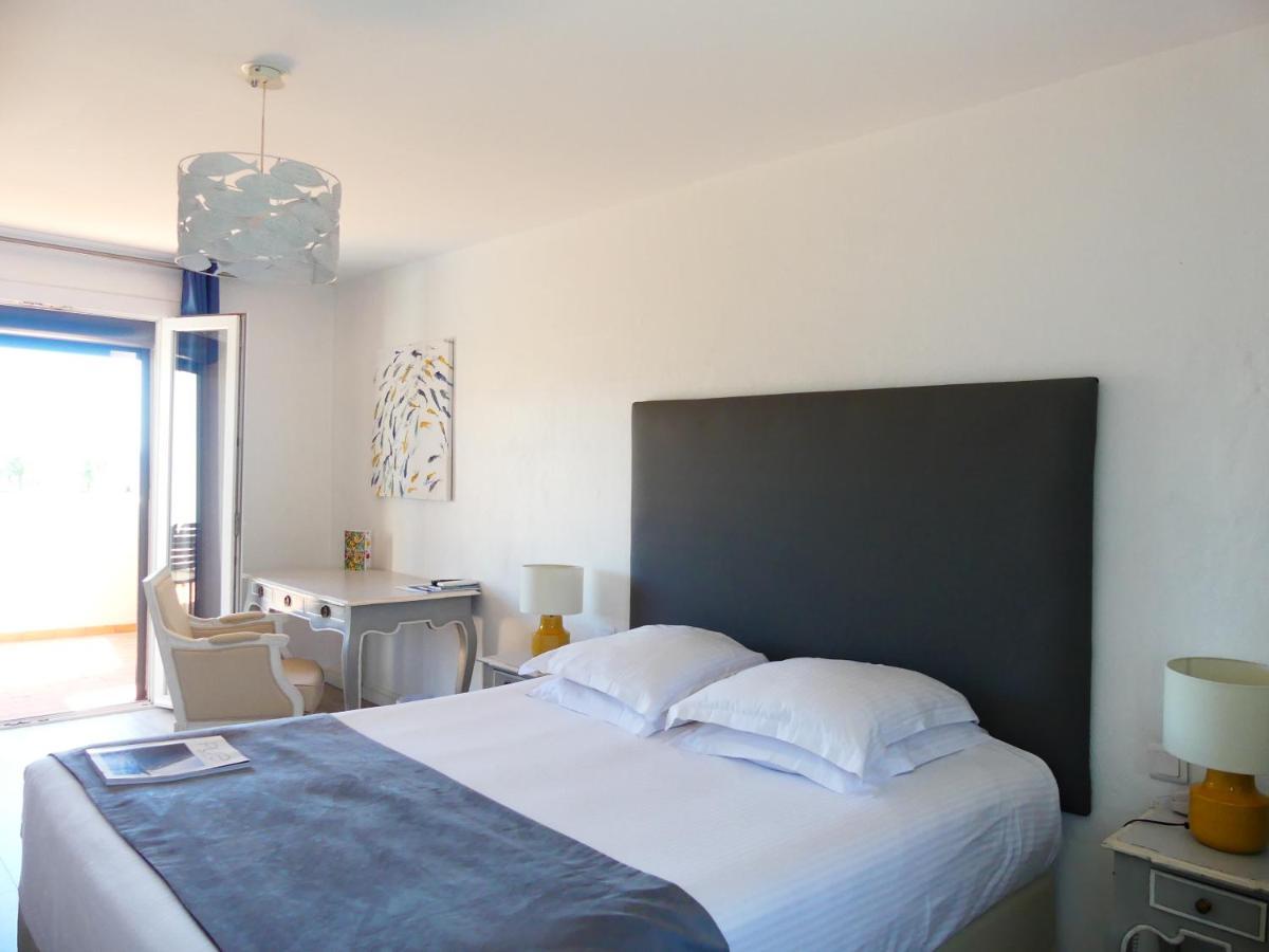 Hotel De La Vierge Noire Σαιντ-Μαξίμ Εξωτερικό φωτογραφία